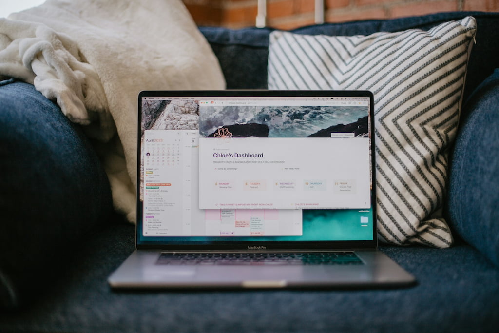 notion vs onenote: which is better for note-taking & productivity in 2025?