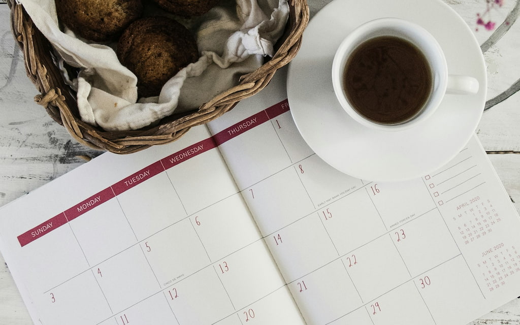 how to empower your team with self-service scheduling (without losing control)