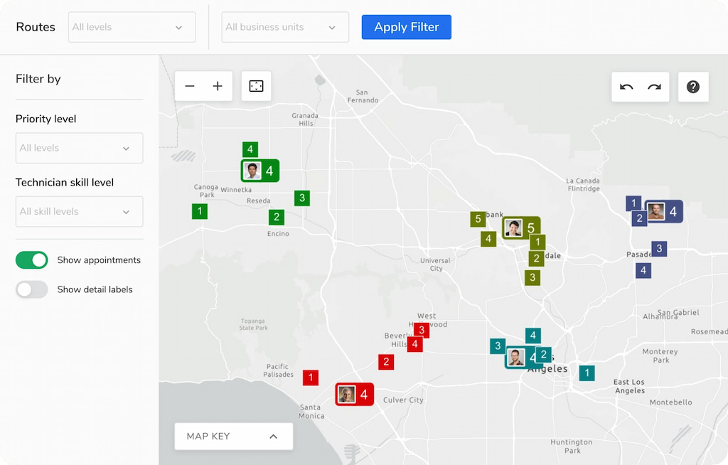 best job scheduling software for the field service industry in 2025